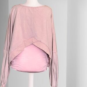 Pink Lily Blush Oversized Sweatshirt with V in back